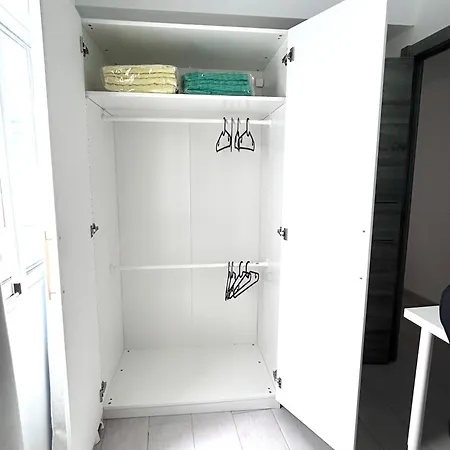 Espacioso Y Encantador En El Centro De Palmas Daire